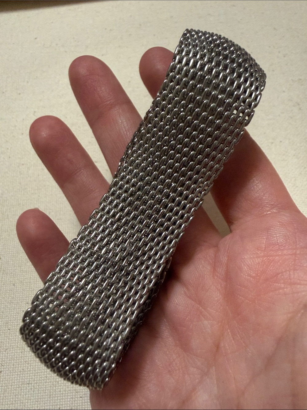 Mesh bracelet silver toned